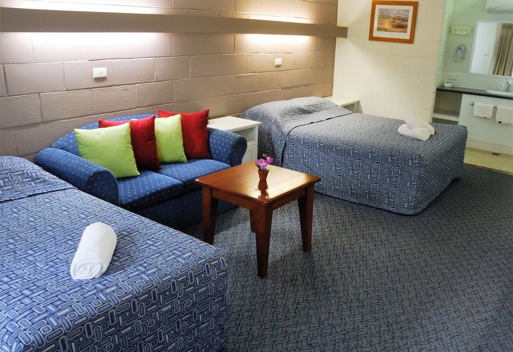 Mayfair Motel ウェスト・ワイアロング エクステリア 写真